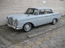 W 111 220B (300D)