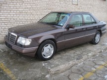 W 124  E 280