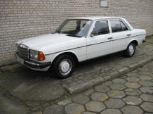 W 123  200 D