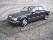 W 124  E 320