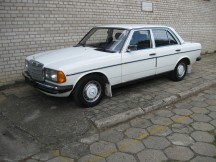 W 123  200