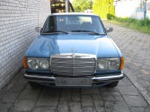 W 123  200