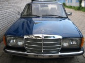 W 123  200 D