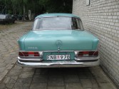 W 111  220SB