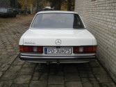 W 123  200 D