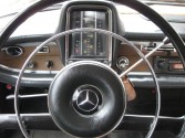 W 111  220  SE