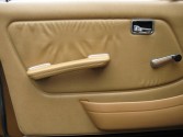 W 123  200