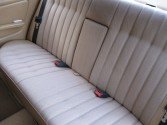 W 123  200